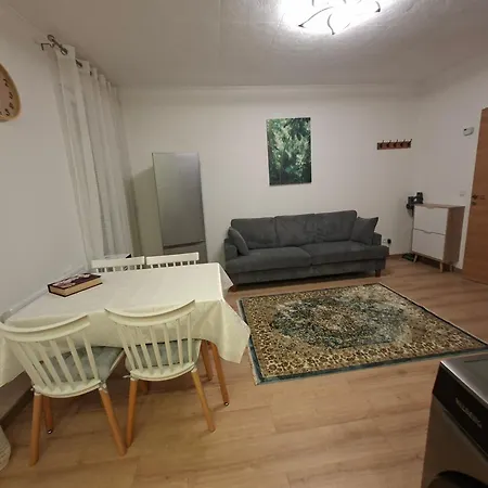 Villa 2 *