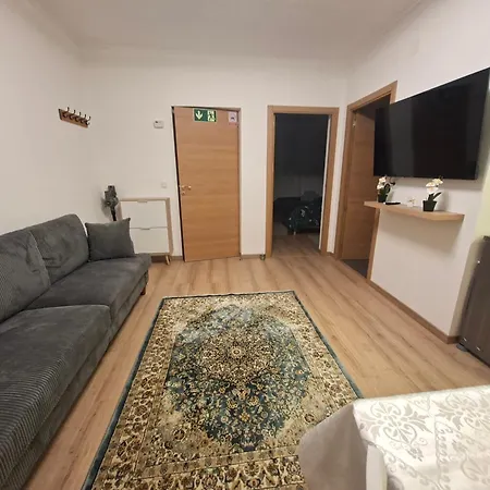 2 Villa Montluçon